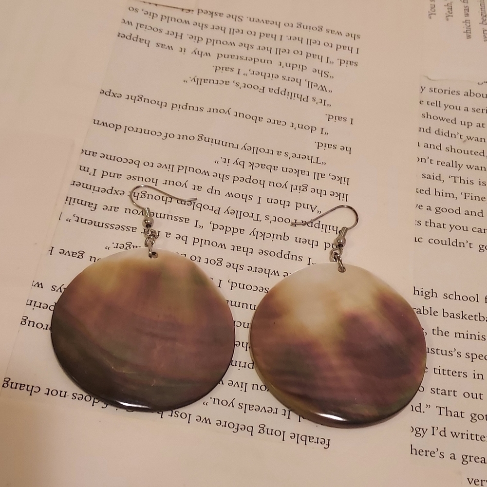 Mother of pearl earrings